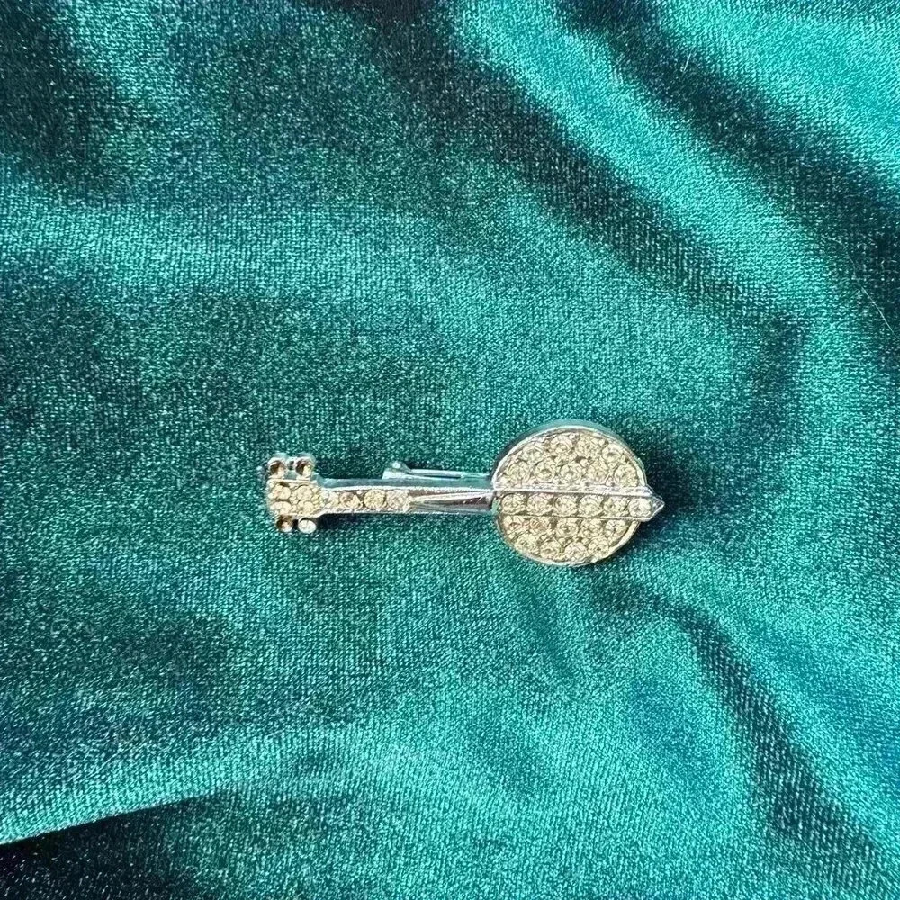 Silver Rhinestone Banjo Pin - Picture 2 of 3